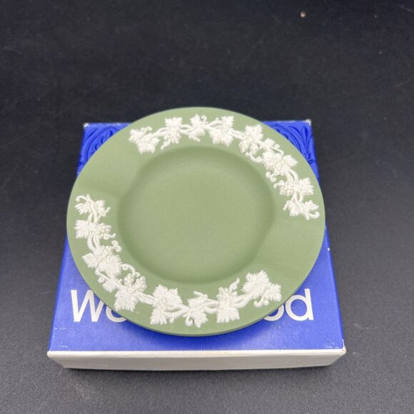 Wedgwood Other - Vintage Wedgwood Jasperware Sage Green Ashtray, Round, Small, White, Dish W/ Box